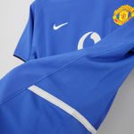 camisa-retro-manchester-united-2002-04-azul-masculina