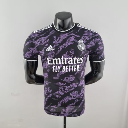 camisa do Real Madrid roxa 2022