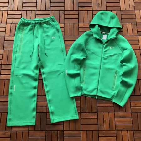 Conjunto Frio Nike Tech Fleece Nocta Verde Cana