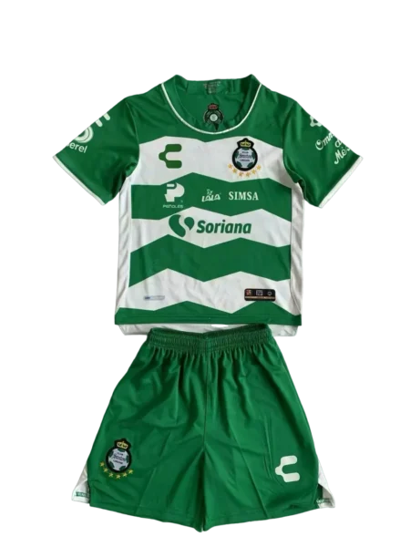 Kit Infantil Santos Laguna Home I Verde 2023/24 Unissex