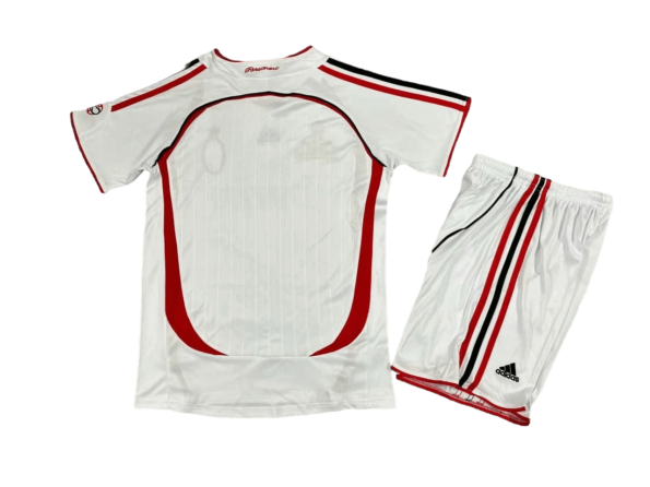 Kit Infantil Milan Branca Away Final UCL 2006/2007 Unissex