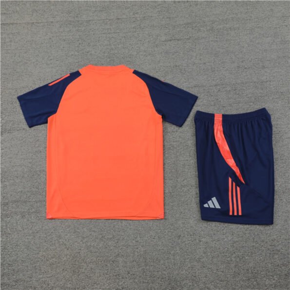 Conjunto Manchester United Treino Camisa e Short Laranja 2024/25